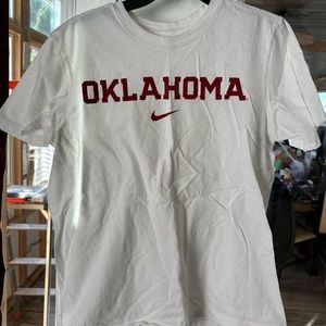 Oklahoma University Nike T-shirt.